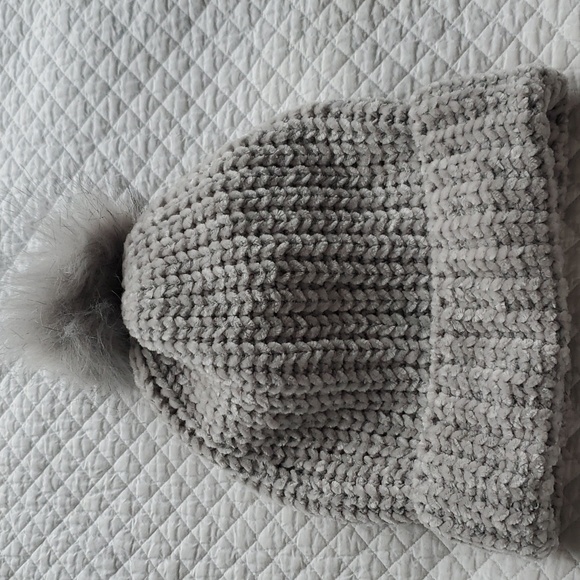🍒Jules Kae Women's Beanie - Picture 3 of 8